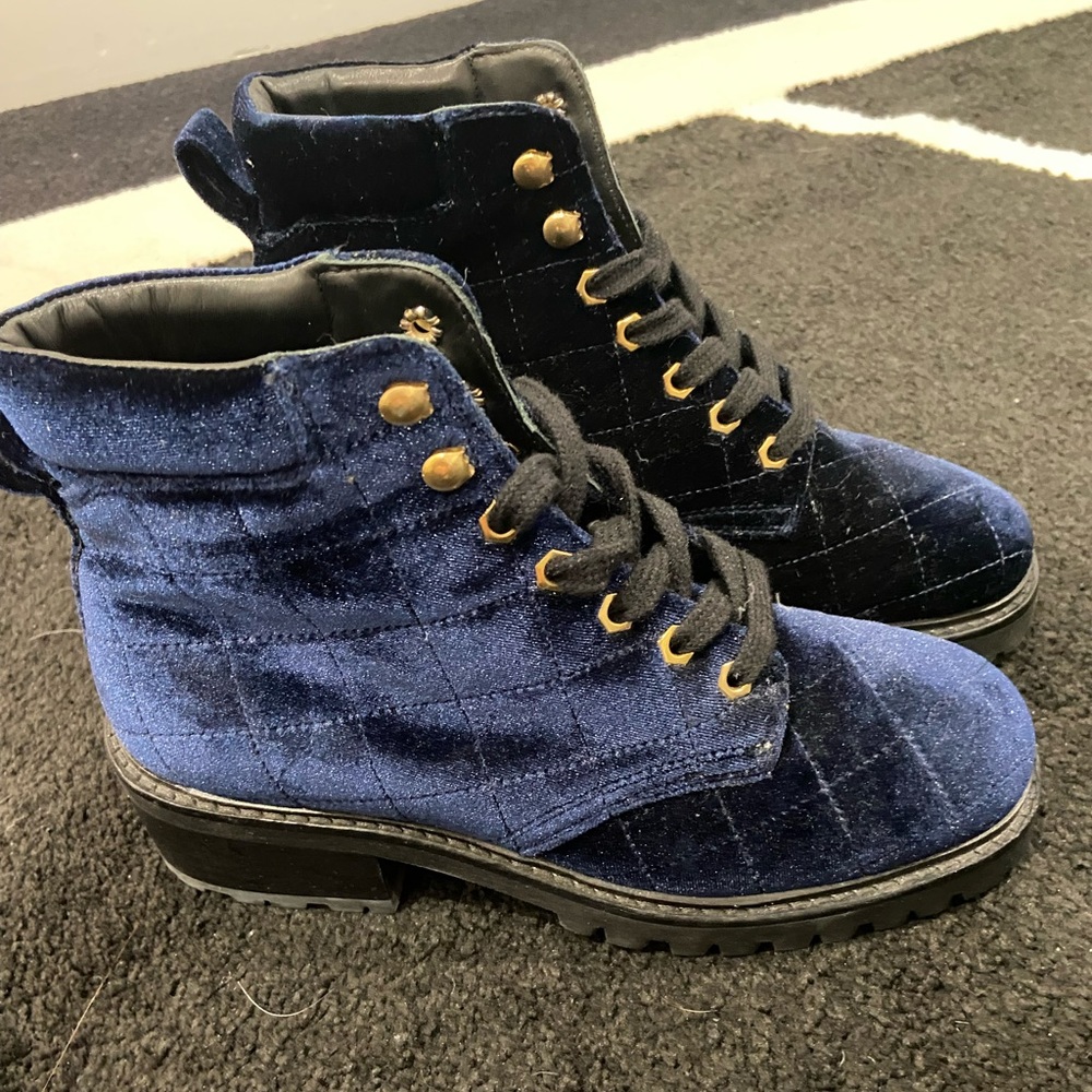 Authentic Sandro velvet booties